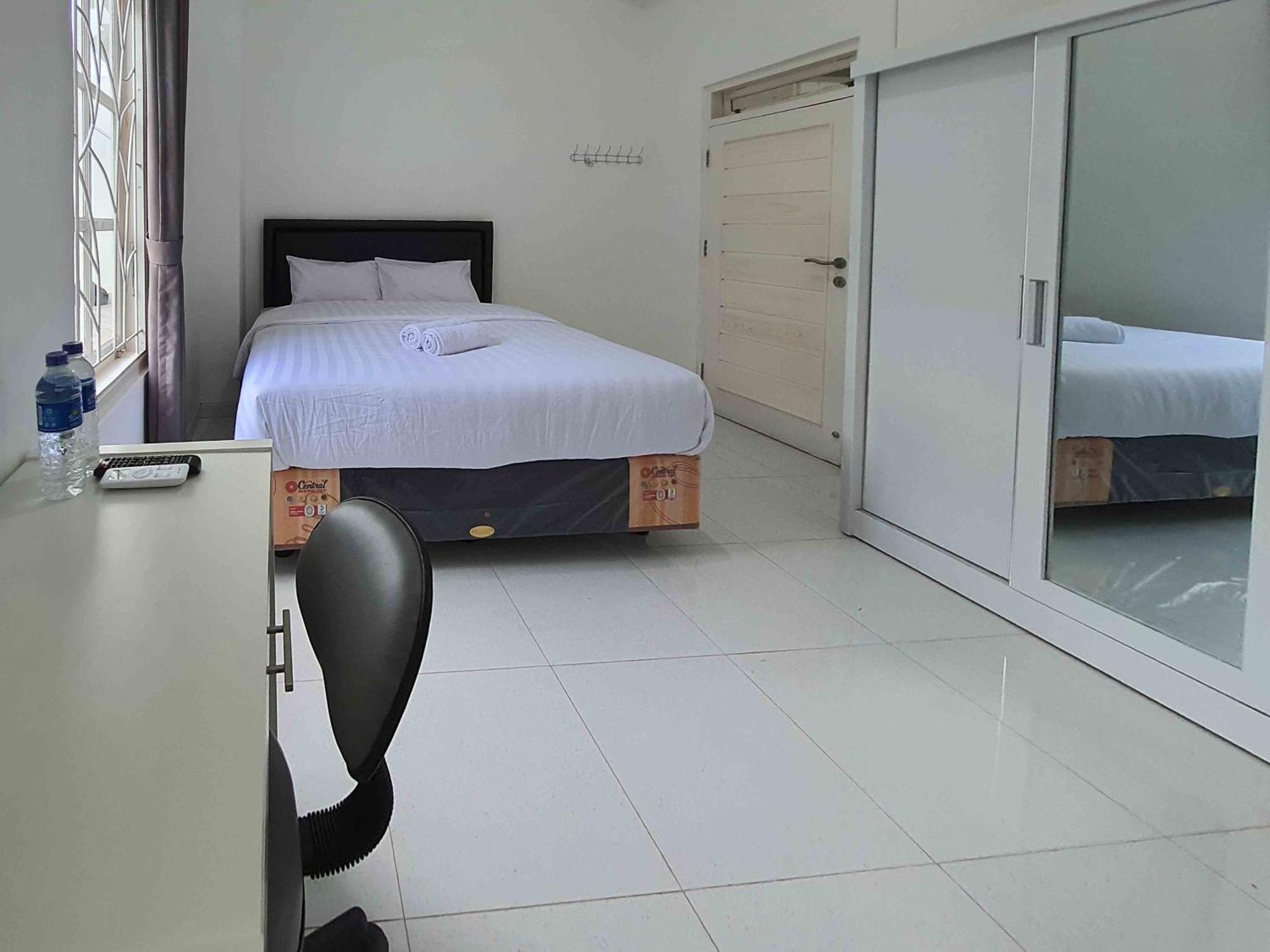 Reddoorz Syariah At Jalan Godean 호텔 Ngabean 외부 사진